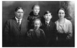  Noel Addington(1882-1962) Family, 1920    From left, Noel, Juanita, Sarah(seated), J. Milfred, Murtle (Green) 
Noel is the s/o Milfred W. Addington and his wife Sarah Milner, gs/o Benjamin Addington(1824 -1906) and his wife Rebecca Harold, ggs/o Joseph Addington (1776 - 1836) and his second wife Celia Townsend, gggs/o John Addington (1745-1833) and his second wife Elizabeth Heaton, ggggs/o Henry Addington (?1720 - 1787) and his wife Sarah Burson. 
